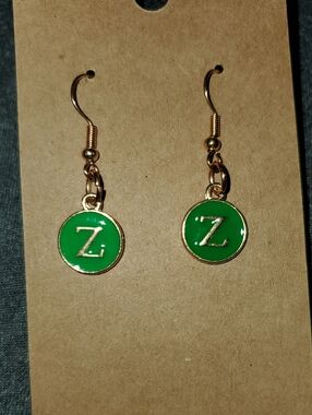 7/$10 Z Initial Earrings, New